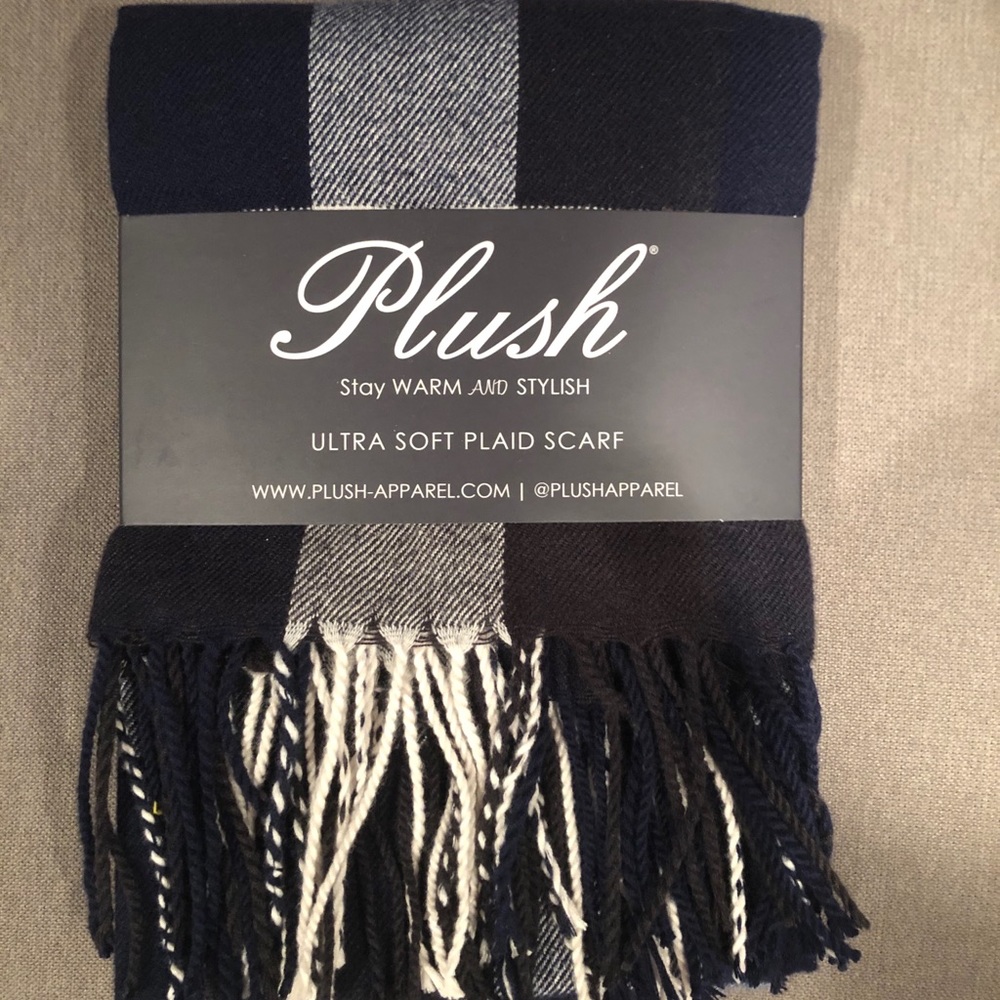 Plush Ultra Soft Plaid Scarf